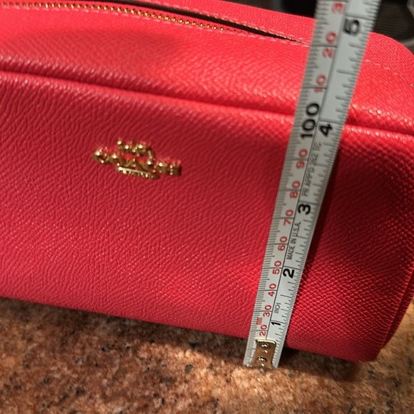 Coach makeup case - Picture 12 of 13